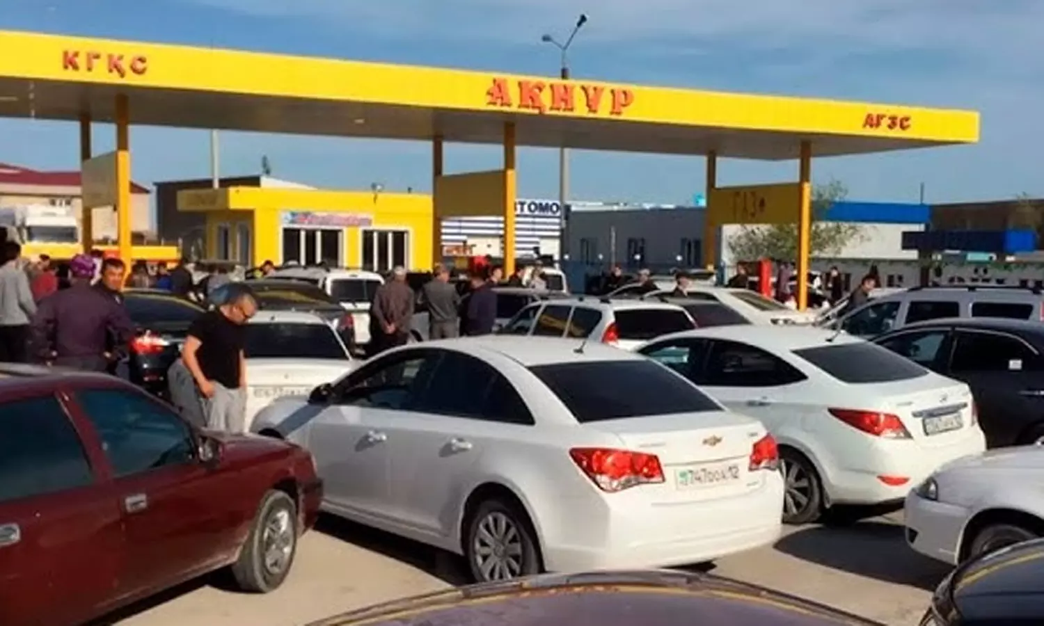 ரஷியாவில் பெட்ரோல்-டீசல் தட்டுப்பாடு ரஷியாவில் பெட்ரோல்-டீசல் தட்டுப்பாடு