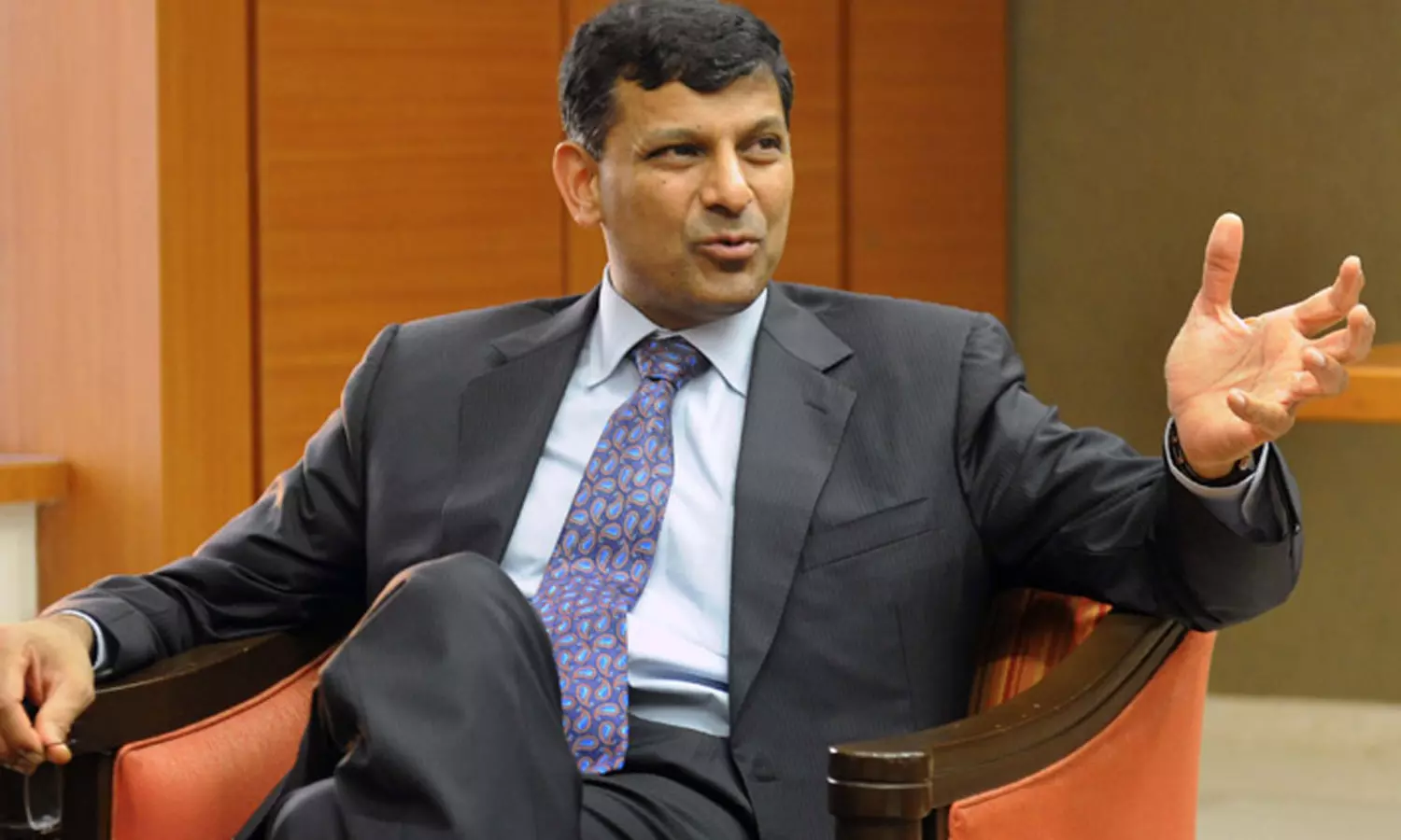 ஒரு நாட்டை சார்ந்து இருக்கக்கூடாது என்பதற்கு இது விழிப்புணர்வு அழைப்பு- ரகுராம் ராஜன் எச்சரிக்கை ஒரு நாட்டை சார்ந்து இருக்கக்கூடாது என்பதற்கு இது விழிப்புணர்வு அழைப்பு- ரகுராம் ராஜன் எச்சரிக்கை