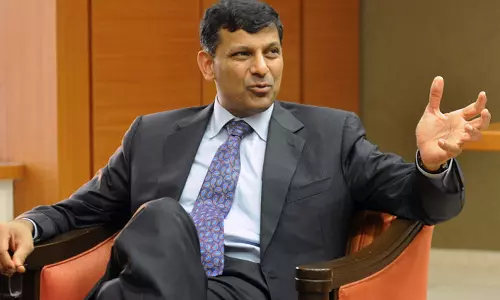 ஒரு நாட்டை சார்ந்து இருக்கக்கூடாது என்பதற்கு இது விழிப்புணர்வு அழைப்பு- ரகுராம் ராஜன் எச்சரிக்கை