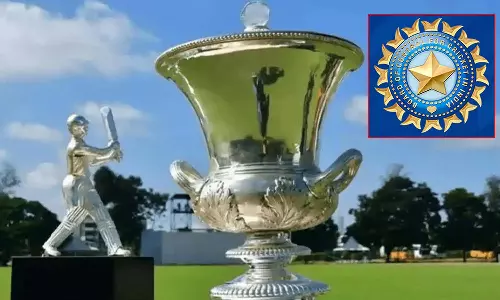 துலீப் டிராபி 2025: டி.வி. ஒளிப்பரப்பு இல்லாததால் பிசிசிஐ-யை சாடிய ரசிகர்கள்..!