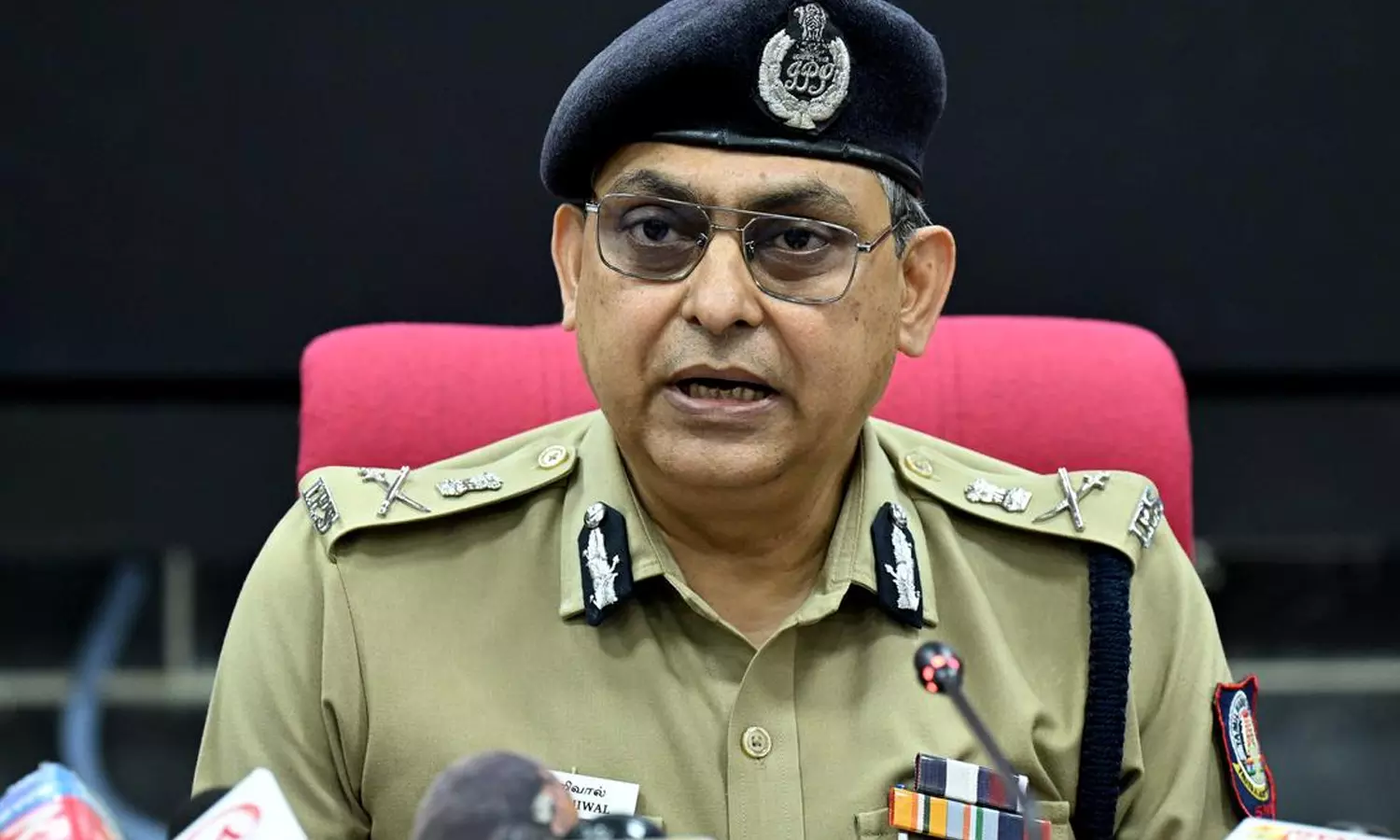 இன்றுடன் ஓய்வு..! தமிழக டி.ஜி.பி. சங்கர் ஜிவாலுக்கு தீ ஆணைய தலைவர் பதவி இன்றுடன் ஓய்வு..! தமிழக டி.ஜி.பி. சங்கர் ஜிவாலுக்கு தீ ஆணைய தலைவர் பதவி