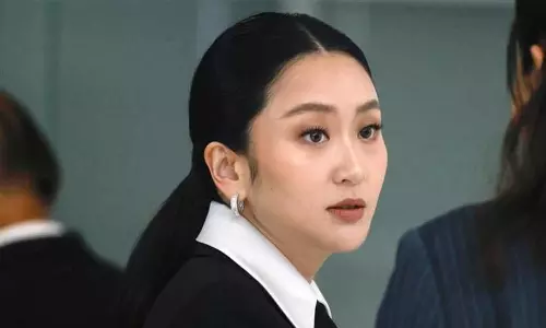 போன் உரையாடல் கசிவு: தாய்லாந்து பெண் பிரதமர் பதவி நீக்கம்