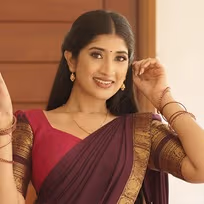 ஷாலினி ஏ