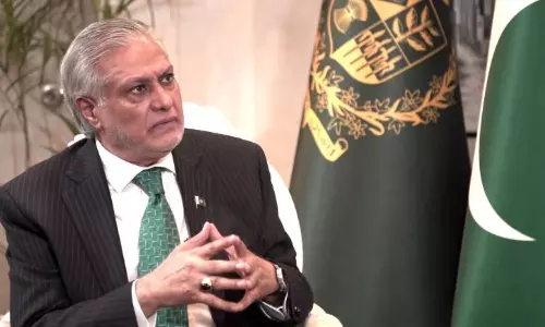 காஷ்மீர் விவகாரம்: இந்தியாவுடன் பேச்சுவார்த்தை நடத்த தயார் - பாகிஸ்தான் வெளியுறவுத்துறை அமைச்சர்