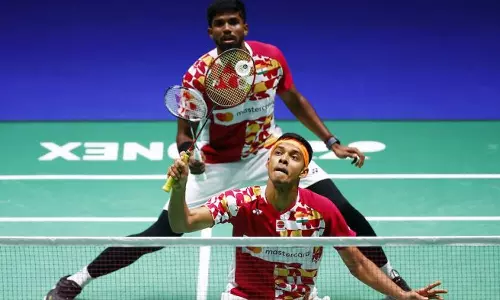 உலக பேட்மிண்டன் சாம்பியன்ஷிப்: வெண்கலம் வென்ற சாத்விக் சிராக் ஜோடி