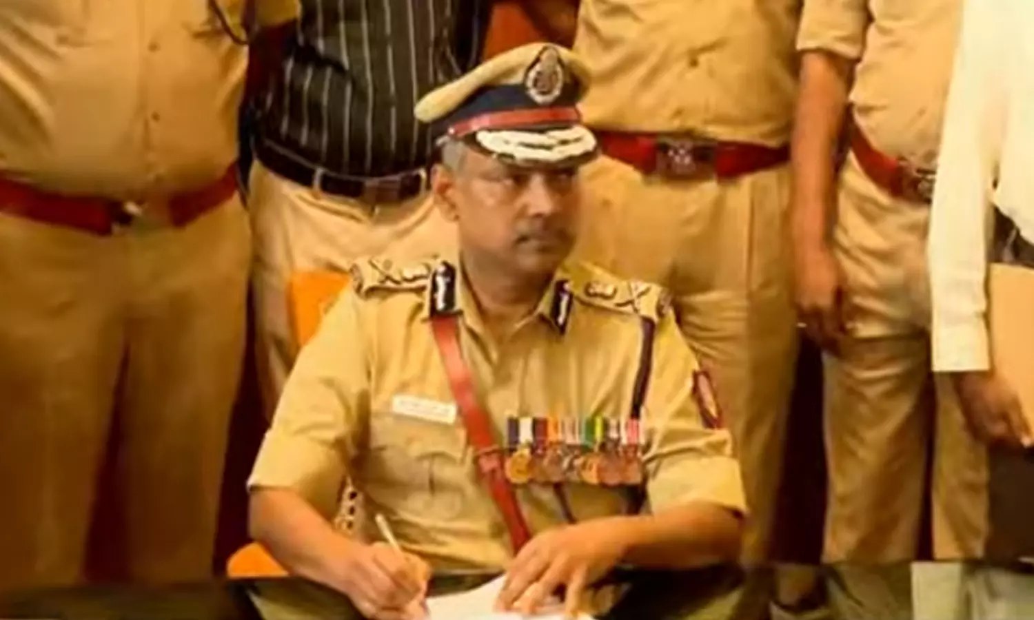 சட்டம்- ஒழுங்கு பொறுப்பு டிஜிபி-ஆக வெங்கட்ராமன் பொறுப்பேற்பு