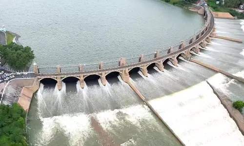 மேட்டூர் அணைக்கு நீர்வரத்து அதிகரிப்பு