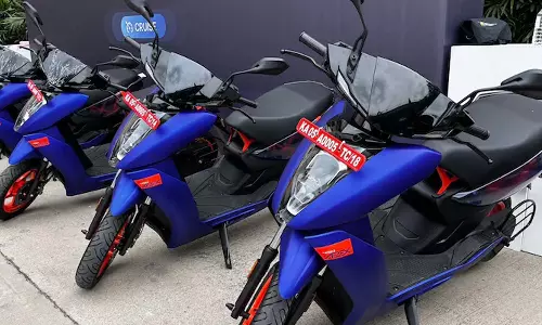 ஸ்கூட்டரில் வேற லெவல் அம்சம் வழங்கும் ஏத்தர் - வெளியான சூப்பர் அறிவிப்பு