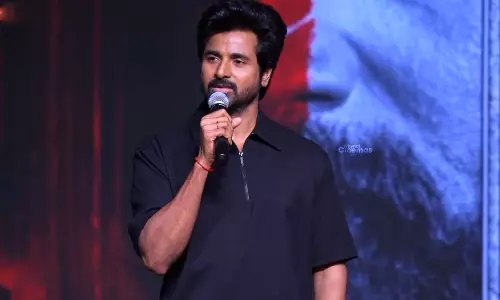 ஏ.ஆர் முருகதாஸ் சாருடன் பணியாற்றியது மிகப்பெரிய சந்தோஷம் - தெலுங்கில் பேசி அசத்திய SK