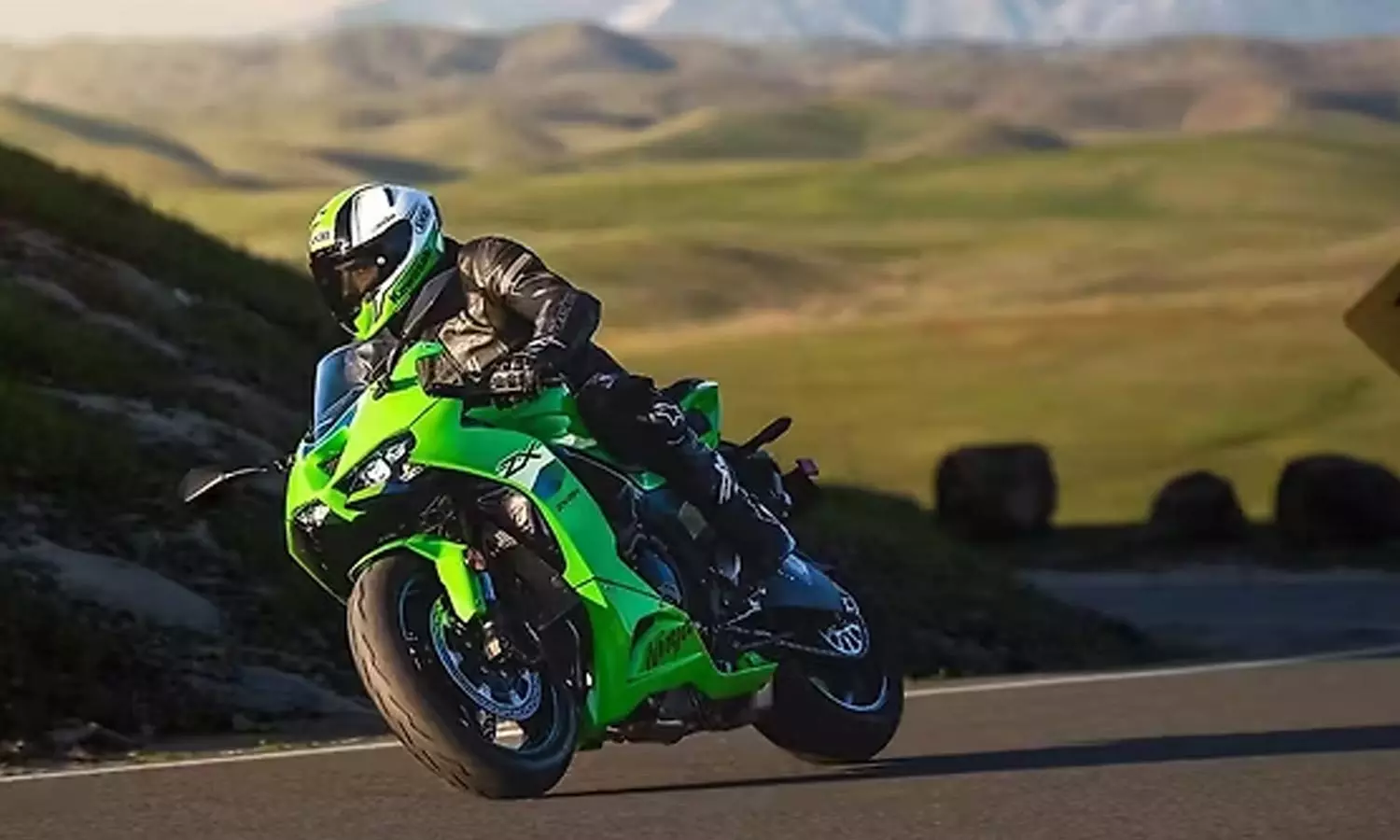 ரூ. 11.69 லட்சம் விலையில் 2026 நிஞ்ஜா பைக் இந்தியாவில் அறிமுகம்