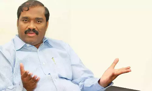 நாடு முழுவதும் சுங்கச்சாவடிகளை அகற்ற வேண்டும்- வேல்முருகன்