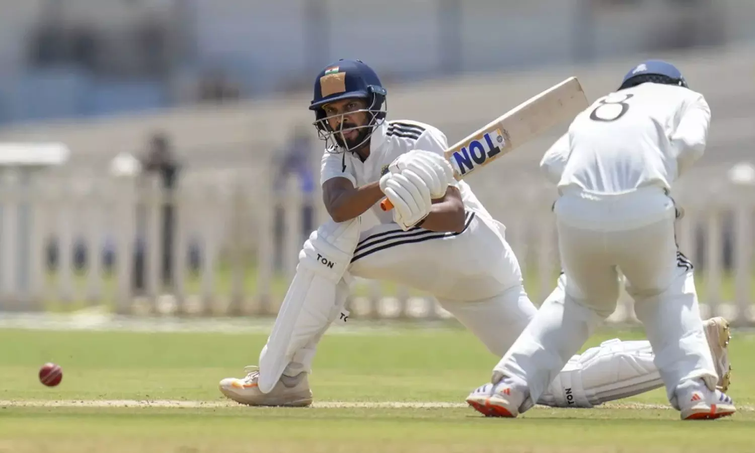 கம்பேக் கொடுத்த ருதுராஜ் கெய்க்வாட்: துலீப் கோப்பையில் சதமடித்து அசத்தல்