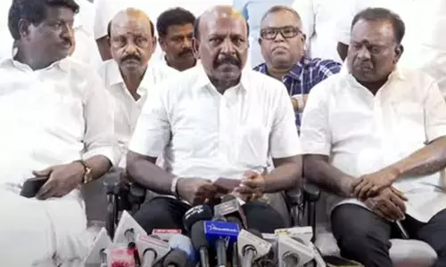 மாஸ்க் அணிவது கட்டாயமா?- அமைச்சர் அளித்த பதில்