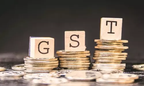 ஜிஎஸ்டி வரி குறைப்பால் மத்திய அரசுக்கு ஆண்டுக்கு எவ்வளவு இழப்பு ஏற்படும்?.. ஸ்டேட் வங்கி அறிக்கை