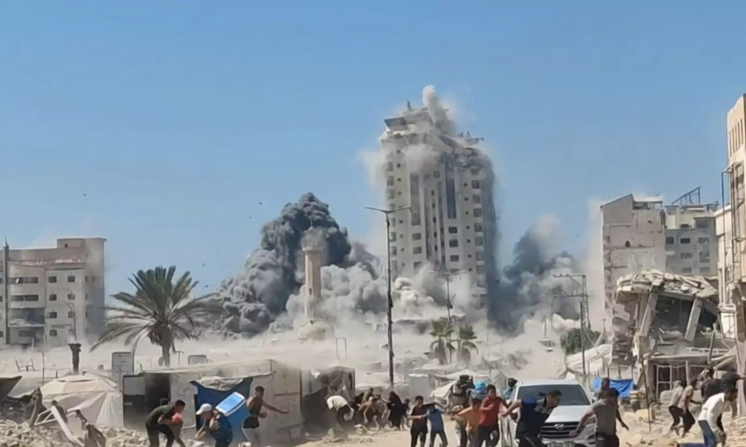 காசாவில் குடியிருப்பு கட்டிடங்கள் மீது குண்டுவீசி இஸ்ரேல் தாக்குதல் - 41 பேர் உயிரிழப்பு காசாவில் குடியிருப்பு கட்டிடங்கள் மீது குண்டுவீசி இஸ்ரேல் தாக்குதல் - 41 பேர் உயிரிழப்பு