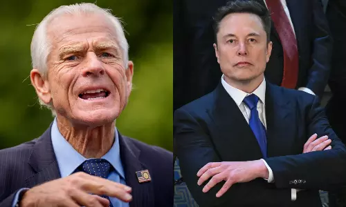 எக்ஸ் வலைதள பதிவுகள் ஆய்வு- எலான் மஸ்க் மீது டிரம்ப் ஆலோசகர் பாய்ச்சல்