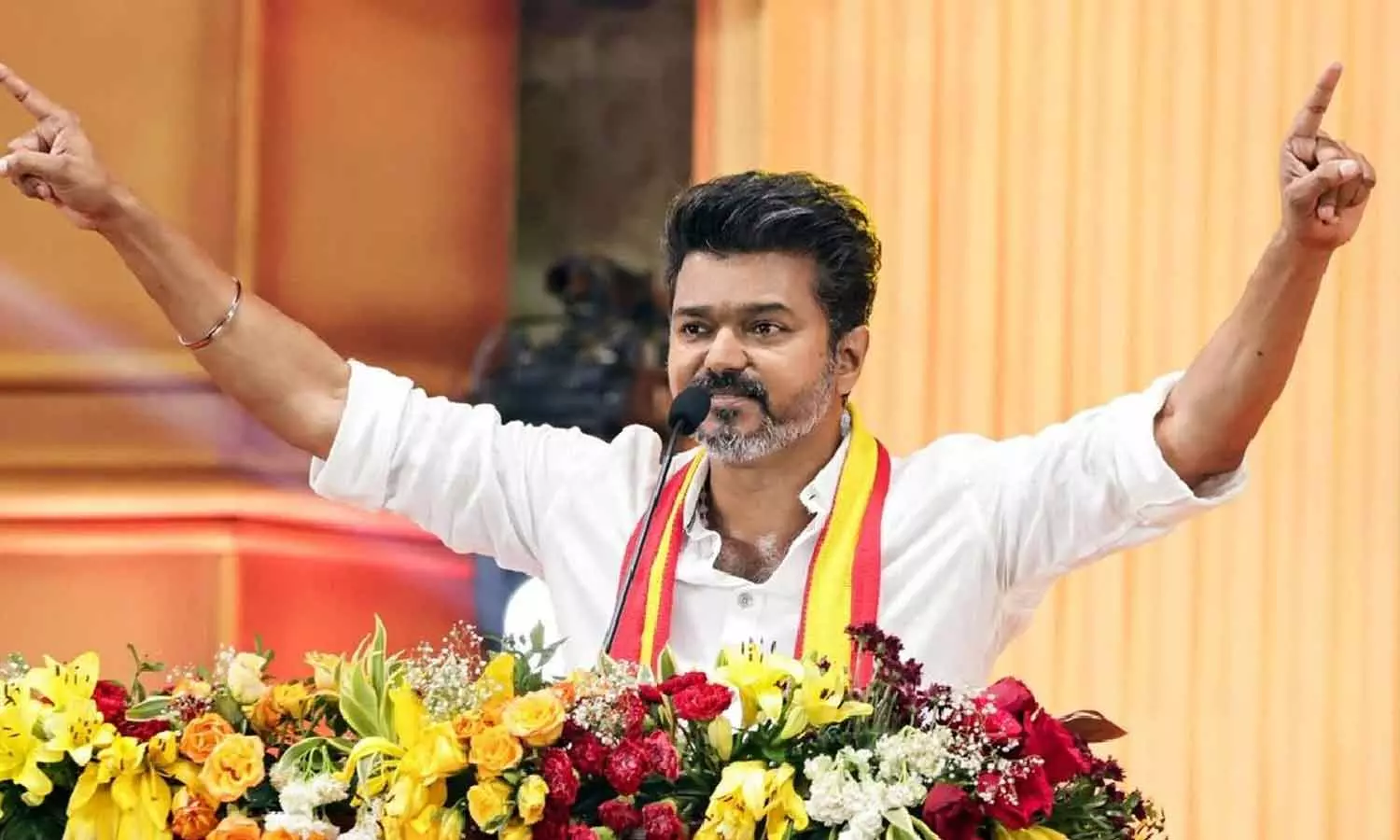 நா வரேன்.. தமிழகம் முழுவதும் சுற்றுப்பயணத்தை தொடங்கும் தவெக தலைவர் விஜய் நா வரேன்.. தமிழகம் முழுவதும் சுற்றுப்பயணத்தை தொடங்கும் தவெக தலைவர் விஜய்