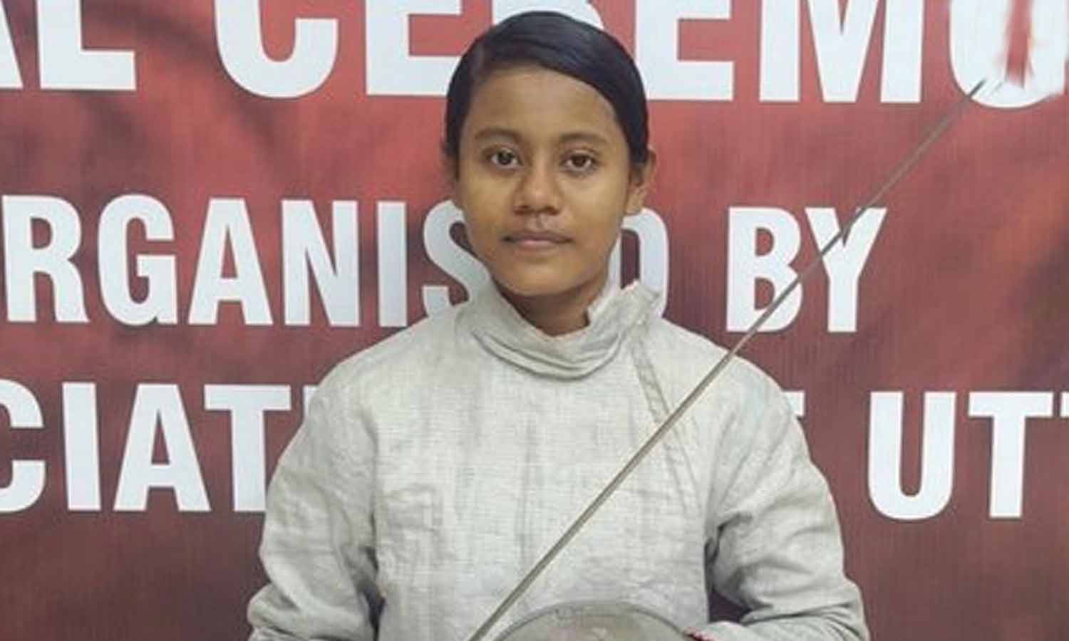 தேசிய வாள்வீச்சு சாம்பியன்ஷிப்: வெண்கலப் பதக்கம் வென்ற தமிழக வீராங்கனை