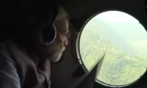 இமாச்சல பிரதேசம்: வெள்ள சேதத்தை பார்வையிட்டார் பிரதமர் மோடி