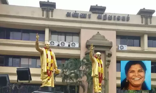 செயின் திருட்டில் கைது: ஊராட்சி மன்றத் தலைவி பாரதி திமுக-வில் இருந்து  நீக்கம்