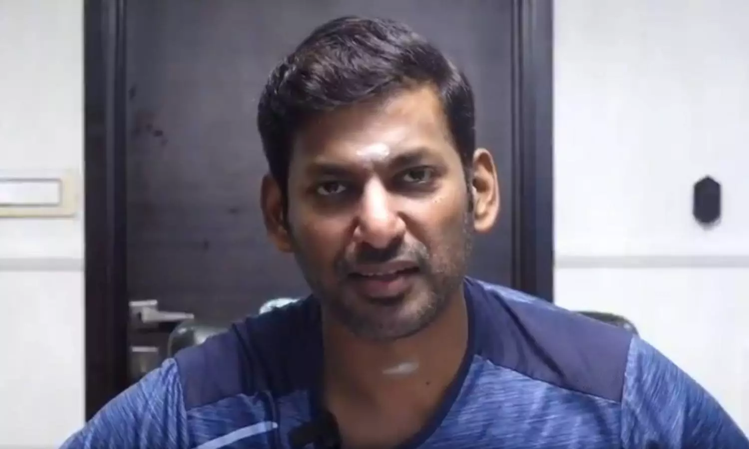 திரைத்துறையில் 21 ஆண்டுகள் நிறைவு..! ரசிகர்களுக்கு நன்றி தெரிவித்து வீடியோ வெளியிட்ட விஷால் திரைத்துறையில் 21 ஆண்டுகள் நிறைவு..! ரசிகர்களுக்கு நன்றி தெரிவித்து வீடியோ வெளியிட்ட விஷால்