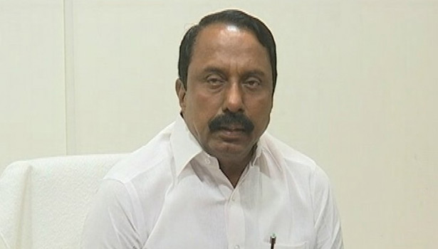 ஆர்.பி.உதயகுமாரின் தாய் குறித்த கருத்து - மன்னிப்பு கோரினார் செங்கோட்டையன்