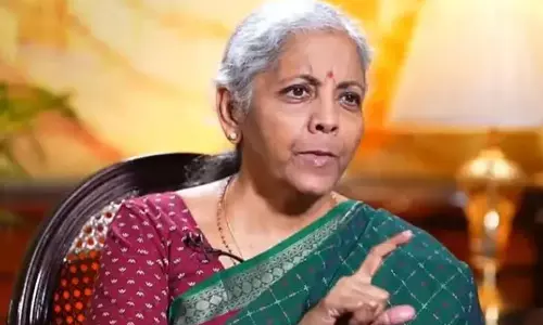 செங்கோட்டையனுடன் சந்திப்பு... மீண்டும் சென்னை வருகிறார் நிர்மலா சீதாராமன்