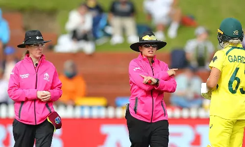 உலக கோப்பைக்கான அனைத்து நடுவர்களும் பெண்கள்: கிரிக்கெட் வரலாற்றில் முதன்முறை என ஐசிசி அறிவிப்பு