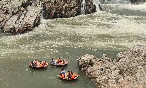 ஒகேனக்கல்லுக்கு நீர்வரத்து 15 ஆயிரம் கனஅடியாக அதிகரிப்பு