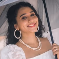 ரித்விகா ஸ்ரேயா