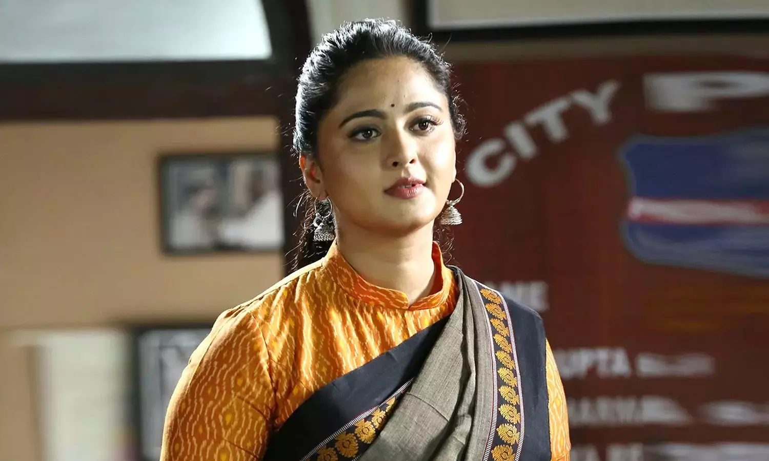 அனுஷ்காவின் திடீர் முடிவால் ரசிகர்கள் அதிர்ச்சி