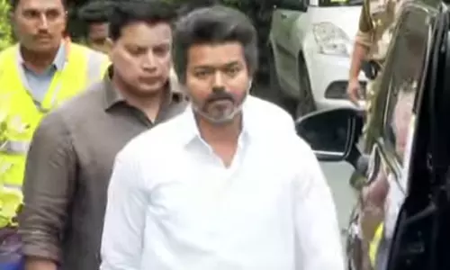 தனி விமானத்தில் திருச்சி புறப்பட்டார் த.வெ.க. தலைவர் விஜய்