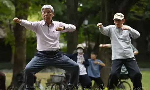 ஜப்பானில் 100 வயதை தாண்டியவர்களின் எண்ணிக்கை 1 லட்சமாக அதிகரிப்பு