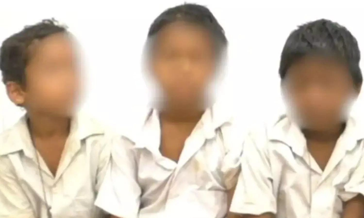 பசை போட்டு ஒட்டப்பட்ட பள்ளி மாணவர்களின் கண்கள் - அசாமில் விபரீதம் பசை போட்டு ஒட்டப்பட்ட பள்ளி மாணவர்களின் கண்கள் - அசாமில் விபரீதம்