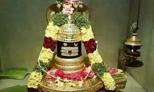 Indraya Panchangam மற்றும் முக்கிய நிகழ்வுகள்- 15 செப்டம்பர் 2025: பூவண்ணநாதருக்கு பால் அபிஷேகம்