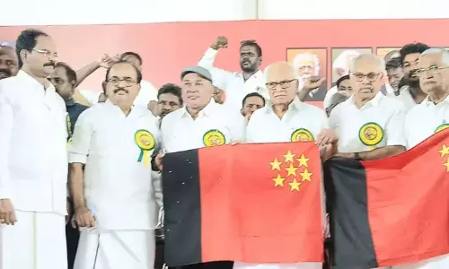 புதிய கட்சி தொடங்கினார் மல்லை சத்யா.. கொடி அறிமுகம்!