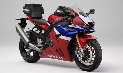 ரூ. 28.99 லட்சம் விலையில் புதிய சூப்பர்பைக் அறிமுகம் செய்த ஹோண்டா