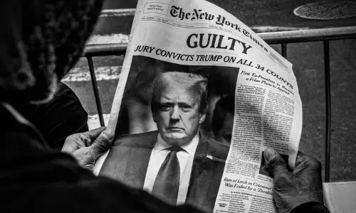 The Newyork Times பத்திரிகைக்கு எதிராக ரூ.1.32 லட்சம் கோடி நஷ்டஈடு கேட்டு டிரம்ப் அவதூறு வழக்கு