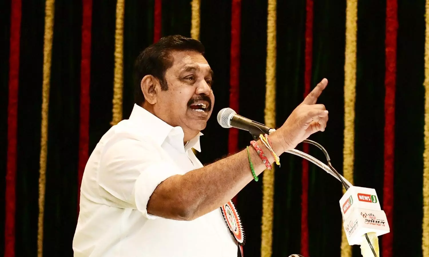 எடப்பாடி பழனிசாமியின் சுற்றுப்பயணத்தில் மாற்றம் எடப்பாடி பழனிசாமியின் சுற்றுப்பயணத்தில் மாற்றம்