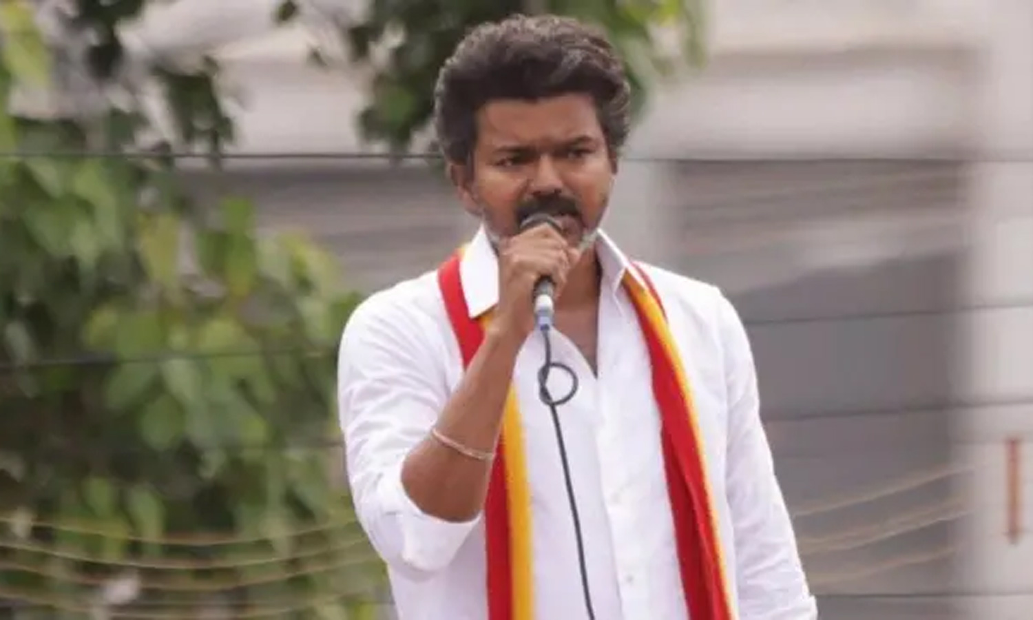 குமரி மாவட்டத்தில் 3 இடங்களில் விஜய் பேசுகிறார்- அனுமதி கேட்டு கட்சி நிர்வாகிகள் போலீசில் மனு