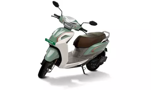 95 கிமீ ரேஞ்ச் வழங்கும் புது எலெக்ட்ரிக் ஸ்கூட்டர் அறிமுகம்