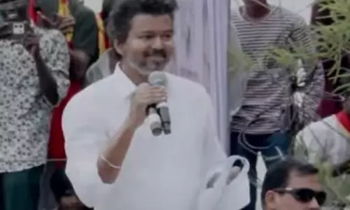 CM சார் மனசை தொட்டு சொல்லுங்க... வெளிநாட்டு முதலீடா? வெளிநாட்டில் முதலீடா? - விஜய்