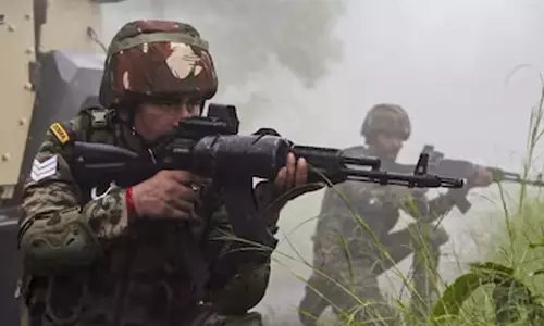 ராணுவம் துப்பாக்கி சூடு- எல்லையில் பாகிஸ்தான் அத்துமீறல்