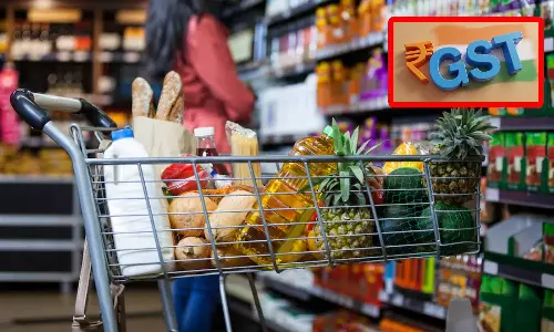 GST மறுசீரமைப்பு நாடு முழுவதும் அமலுக்கு வந்தது - என்னென்ன பொருட்களின் விலை குறைகிறது?