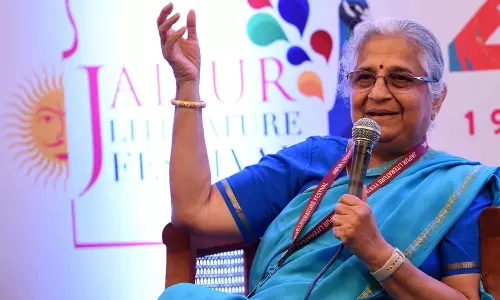 மாநிலங்களவை எம்.பி. சுதா மூர்த்தியை மிரட்டிய சைபர் கிரைம் கும்பல்.. போலீசில் வழக்குப்பதிவு