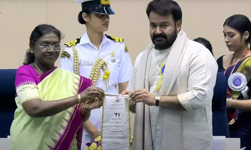 தாதா சாகேப் பால்கே விருது பெற்றார் நடிகர் மோகன்லால்