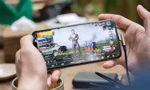 பப்ஜியால் பிடித்த வெறி.. தாய், 3 சகோதரர்களை கொலை செய்த சிறுவனுக்கு 100 ஆண்டுகள் சிறை