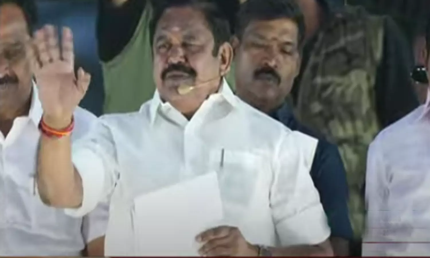 சிவாஜியை விட மிகவும் சிறந்த நடிகர் செந்தில் பாலாஜி- எடப்பாடி பழனிசாமி தாக்கு சிவாஜியை விட மிகவும் சிறந்த நடிகர் செந்தில் பாலாஜி- எடப்பாடி பழனிசாமி தாக்கு