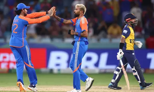 ஆசிய கோப்பை: சூப்பர் ஓவரில் இலங்கையை வீழ்த்தியது இந்தியா