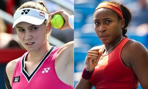 சீனா ஓபன் டென்னிஸ்: ரிபாகினா, கோகோ காப் அடுத்த சுற்றுக்கு முன்னேறினர்